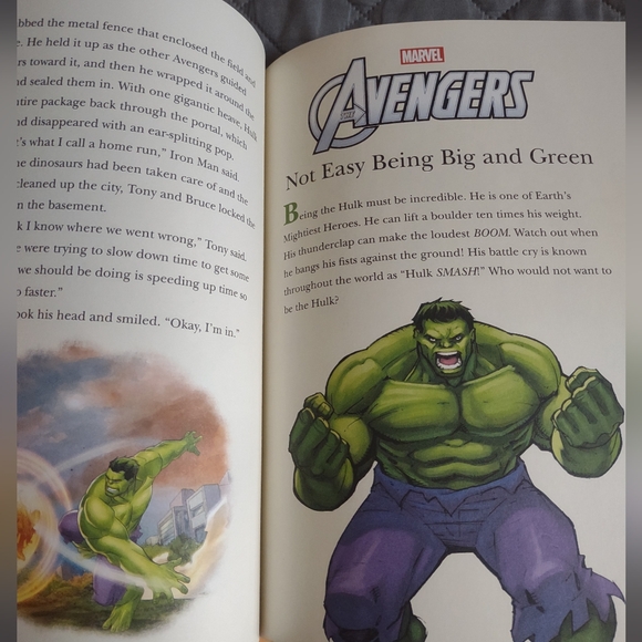 MARVEL 5 Minute Avengers stories - Picture 2 of 2